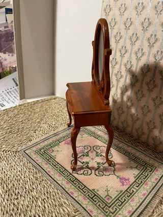 Specchiera da bambola in legno