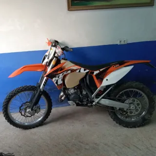 KTM 125 EXC Enduro Moto