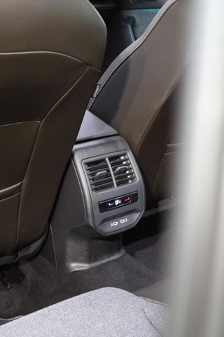 SEAT Nuevo León 2.0 TDI 110kW DSG-7 S&S Xcellence