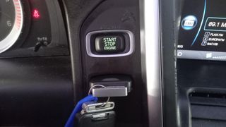 VOLVO XC60 2.0 DRIVe Kinetic