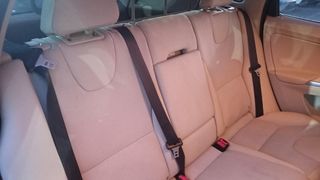 VOLVO XC60 2.0 DRIVe Kinetic