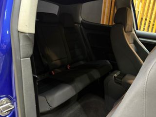 VOLKSWAGEN Golf 3.2 R32 4MOTION