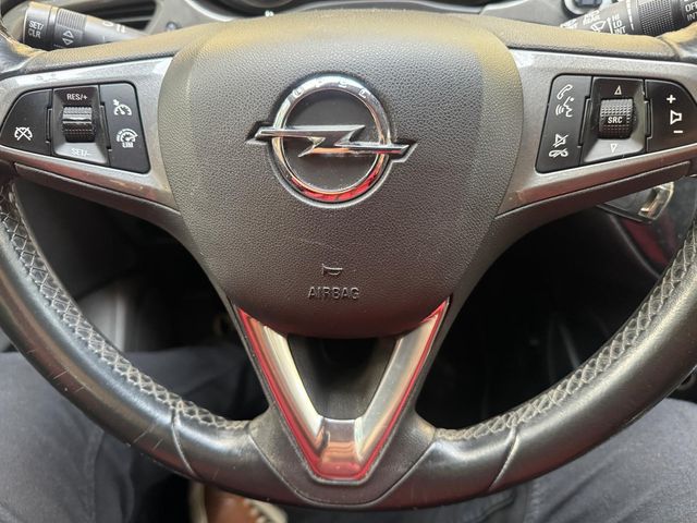 Opel Corsa 1.4 Selective 90 CV