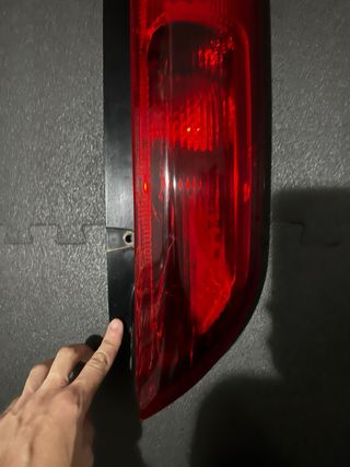 Faro Trasero Ford Focus