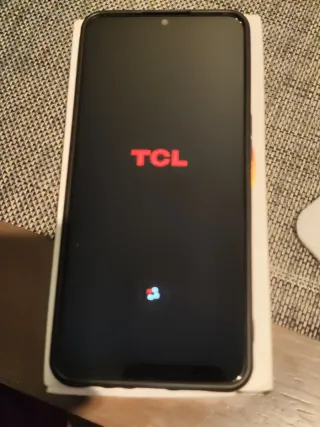 Teléfono TCL 40S, 5G.nuevo a estrenar,