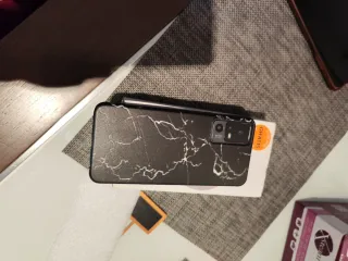 Teléfono TCL 40S, 5G.nuevo a estrenar,