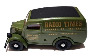 Modellino Ford E83W Van Radio Times