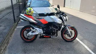 Suzuki GSR 600  impecable