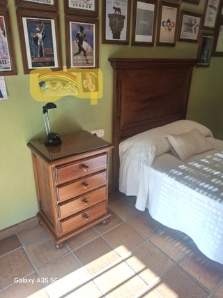 Mueble juvenil madera . HECHO A MEDIDA POR CARPINT