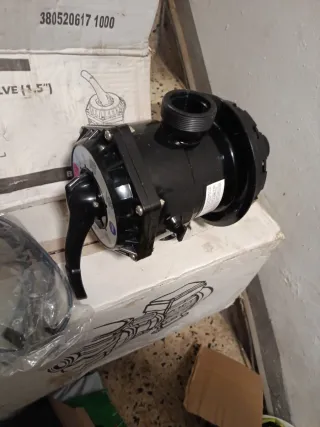 Bomba con filtro para piscina