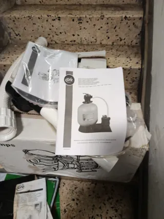 Bomba con filtro para piscina