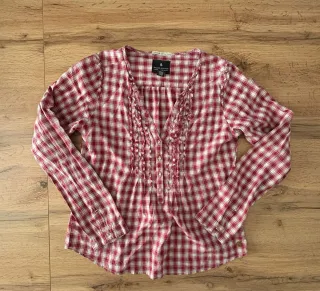 Camicetta a quadri rossa e bianca