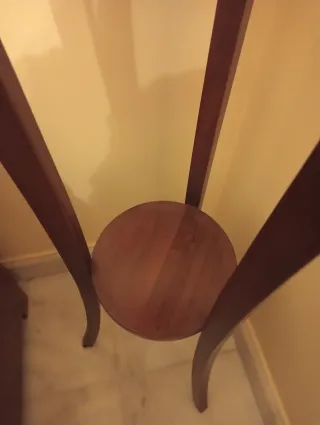 Tavolino porta lume in legno