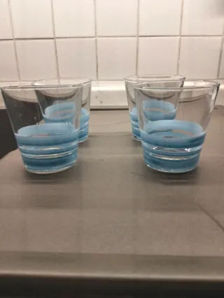 4 Bicchieri Acqua Vetro Blu