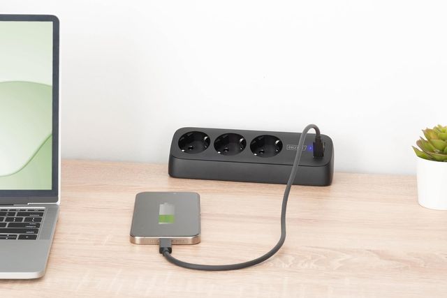 DIGITUS Regleta 3xSchuko 2x USB-A 1x USB-C Negro
