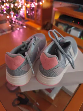 Zapatillas Adidas Azul y Rosa