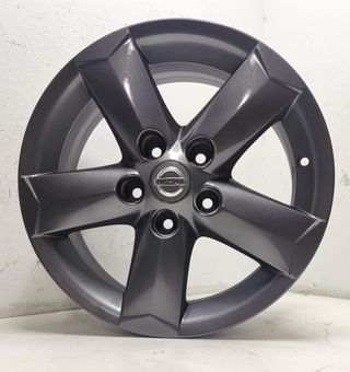 Juego de Llantas para Nissan 5 tornillos R16