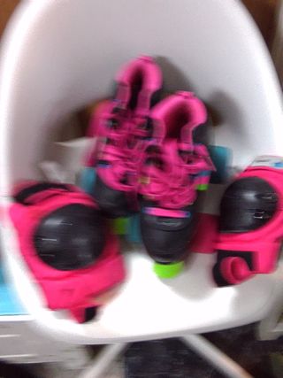 Patines 4 Ruedas + Rodilleras