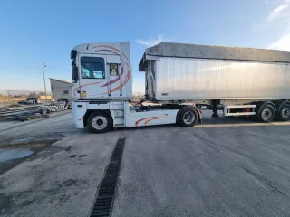 Se vende cabeza tractora