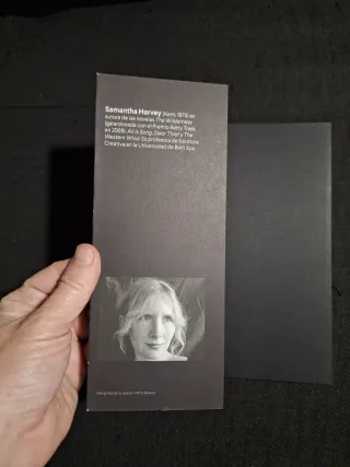 Samantha Harvey. Un malestar indefinido