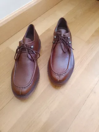 Nuevos,Solo hoy 60€!Zapatos de piel marca Martinel