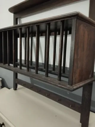 Platero antiguo de madera