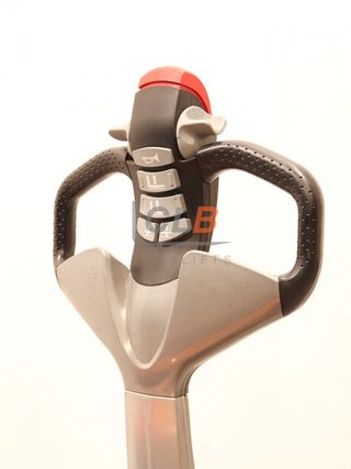 Ref. M-6412 Transpaleta Eléctrica STILL EXU-H 20