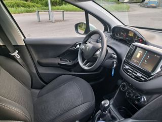 Peugeot 208 hdi 100cv 2019