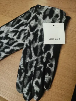 Gorro y guantes Mulaya a estrenar.