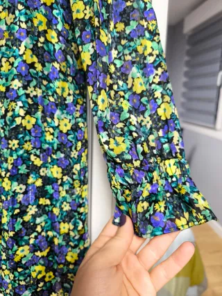 Vestido estampado floral negro