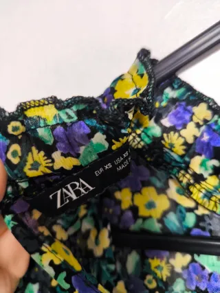 Vestido estampado floral negro