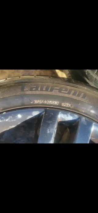 Llantas Laufenn 275/40ZR20 103Y