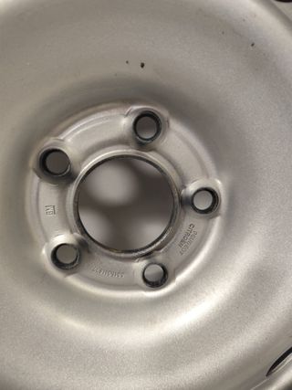 Llanta de chapa para Citroën Peugeot 16 pulgadas