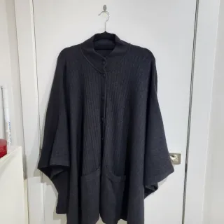 Chaqueta Poncho Gris Talla Única