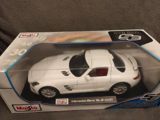 Maisto Mercedes-Benz SLS AMG 1:18