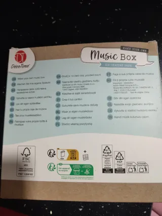 Caja de música DecoTime Parque de patinaje hielo