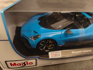 Maisto Bugatti Mistral 1:18
