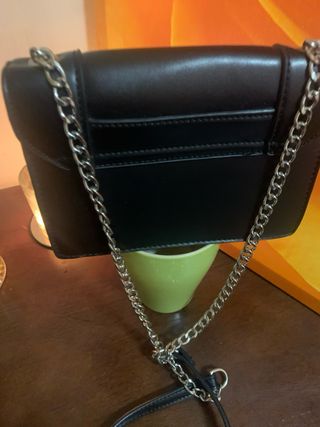 Bolso Negro Stradivarius Cadena Plata