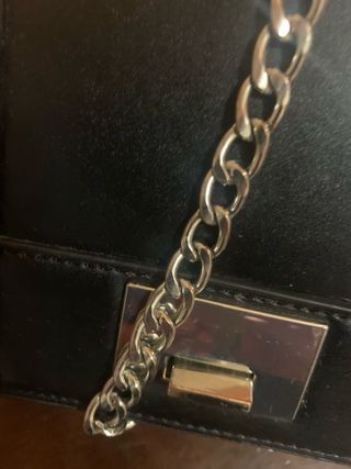 Bolso Negro Stradivarius Cadena Plata
