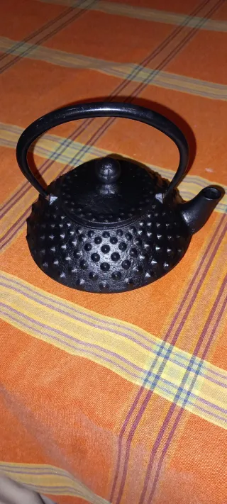 Tetera de hierro Iwachu