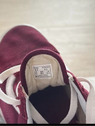 Vans granates