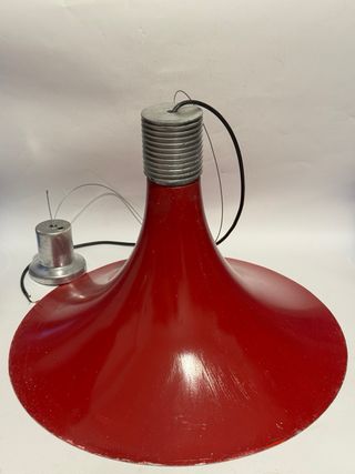 Lampadario rosso metallo