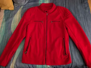 Chaqueta bomber roja Zara Talla M