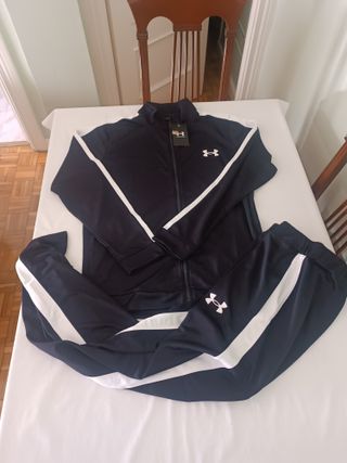 Conjunto deportivo Under Armour Talla L