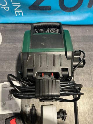 Hidrolimpiadora Bosch UniversalAquatak 130