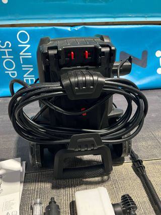 Hidrolimpiadora Bosch UniversalAquatak 130