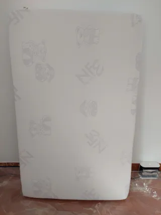 Parque cuna / Cuna de viaje