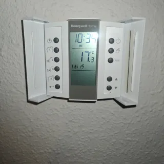 Termostato Honeywell Home Programable