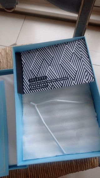 Vaso decorativo a forma di cuore in vetro