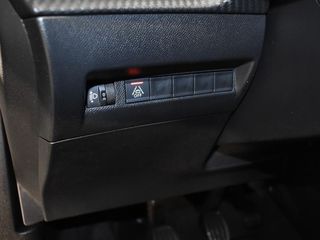 Peugeot 2008 1.2 100CV Allure